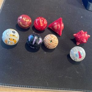 BAKUGAN lot of 8